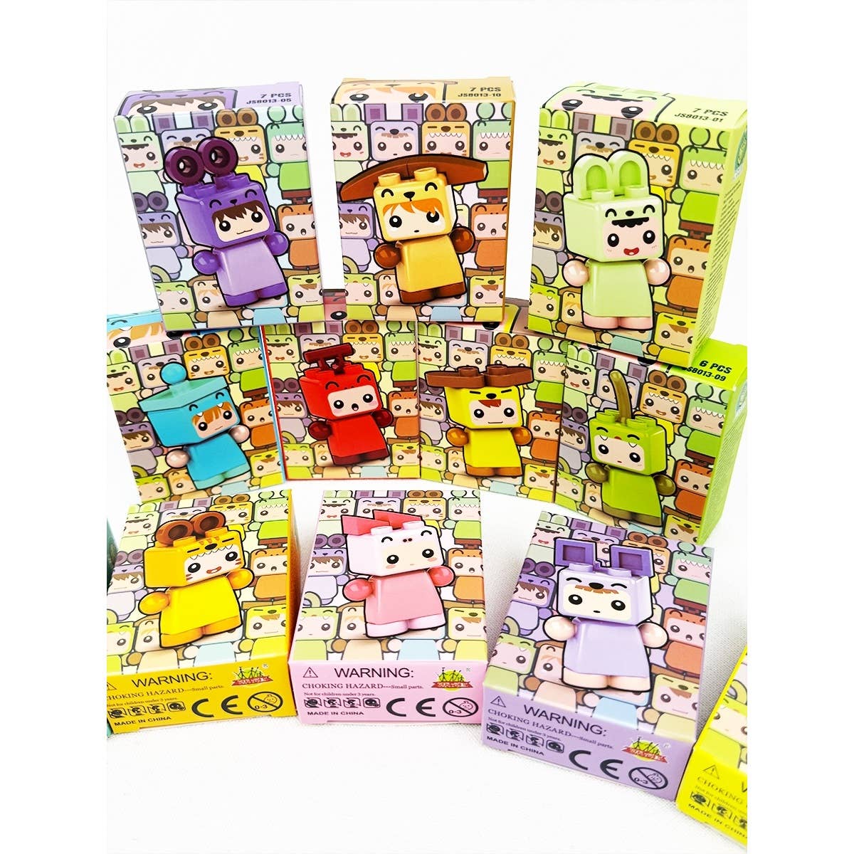 Adorable Character Building Set