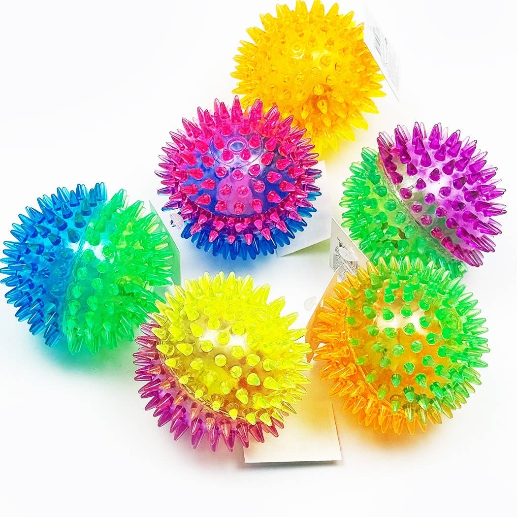 Light Up Spike Ball With Squicky Sound
