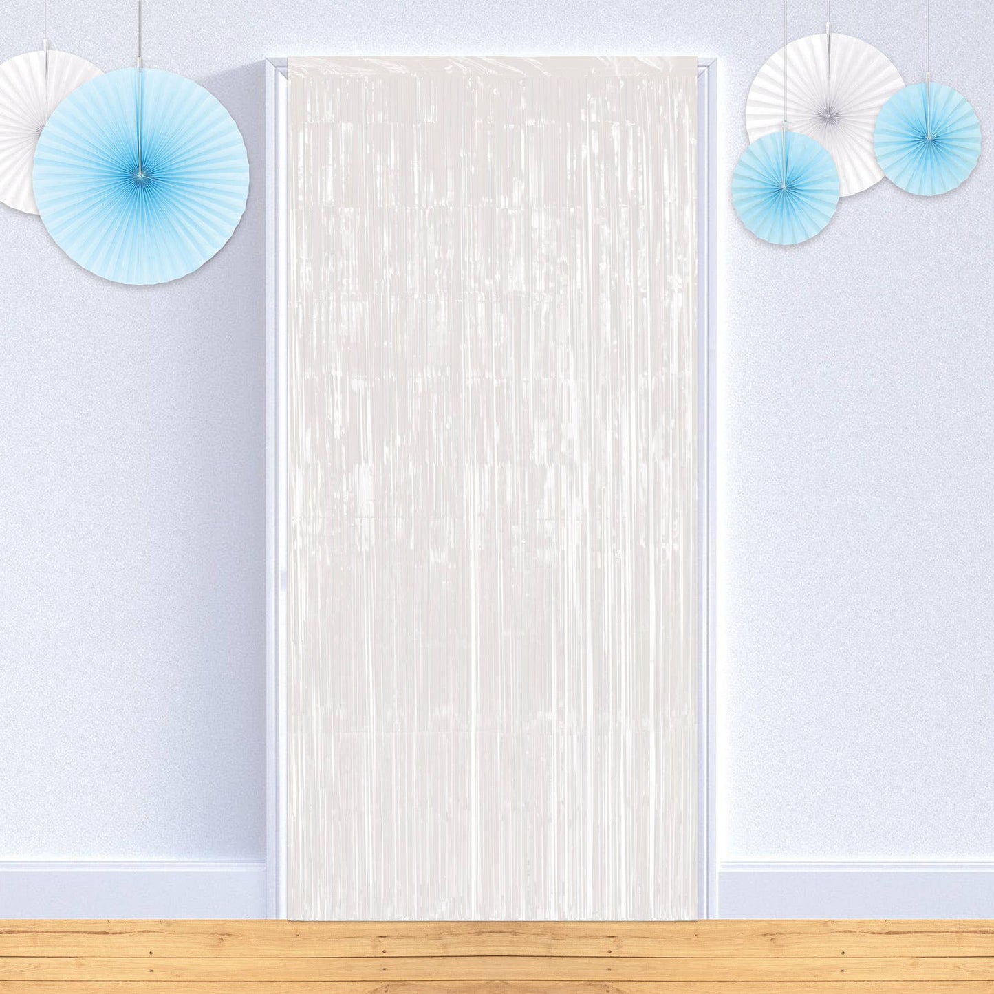 1-Ply Gleam 'N White Curtain, 8' x 3'