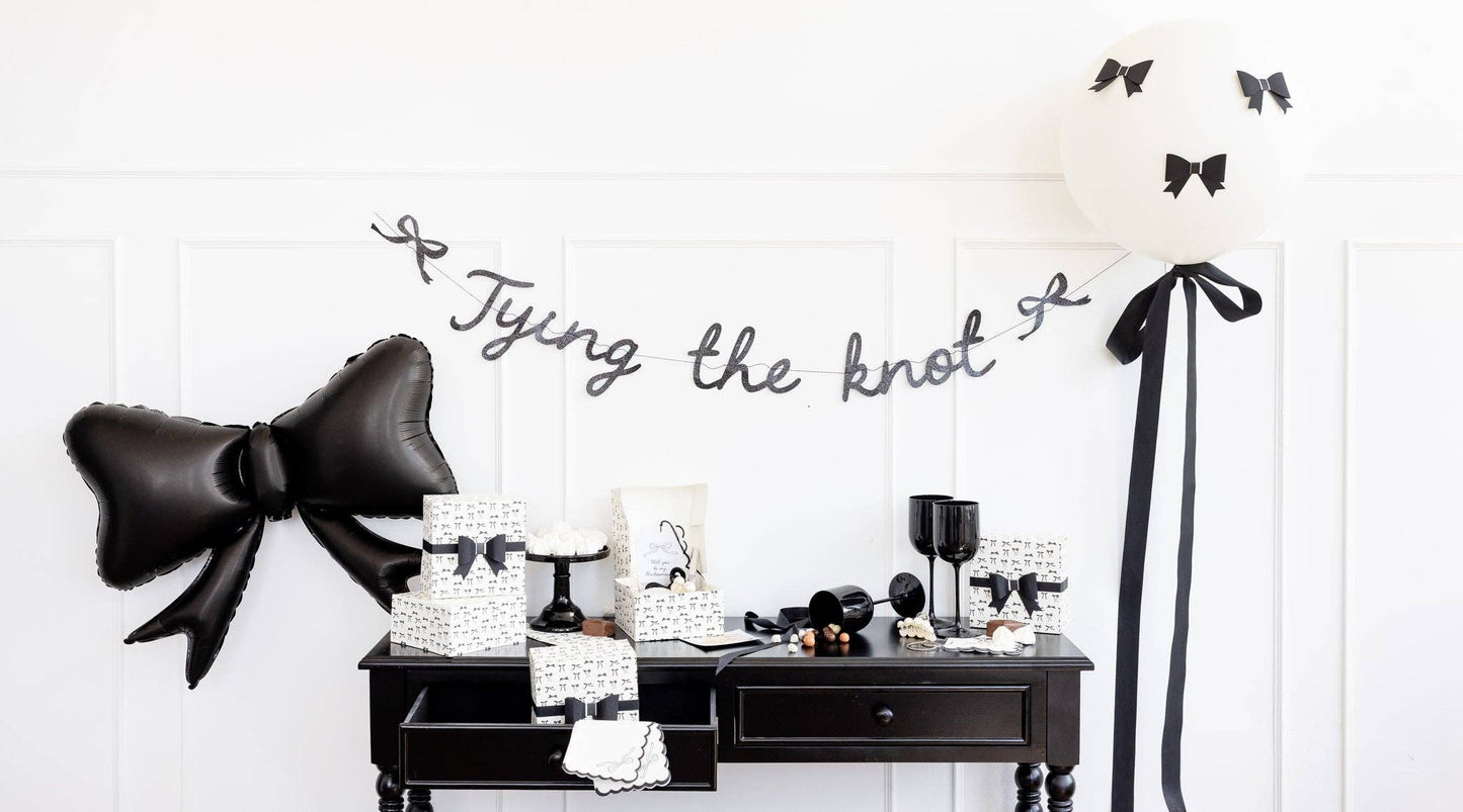 PLBLW02 - Tying the Knot Glitter Banner
